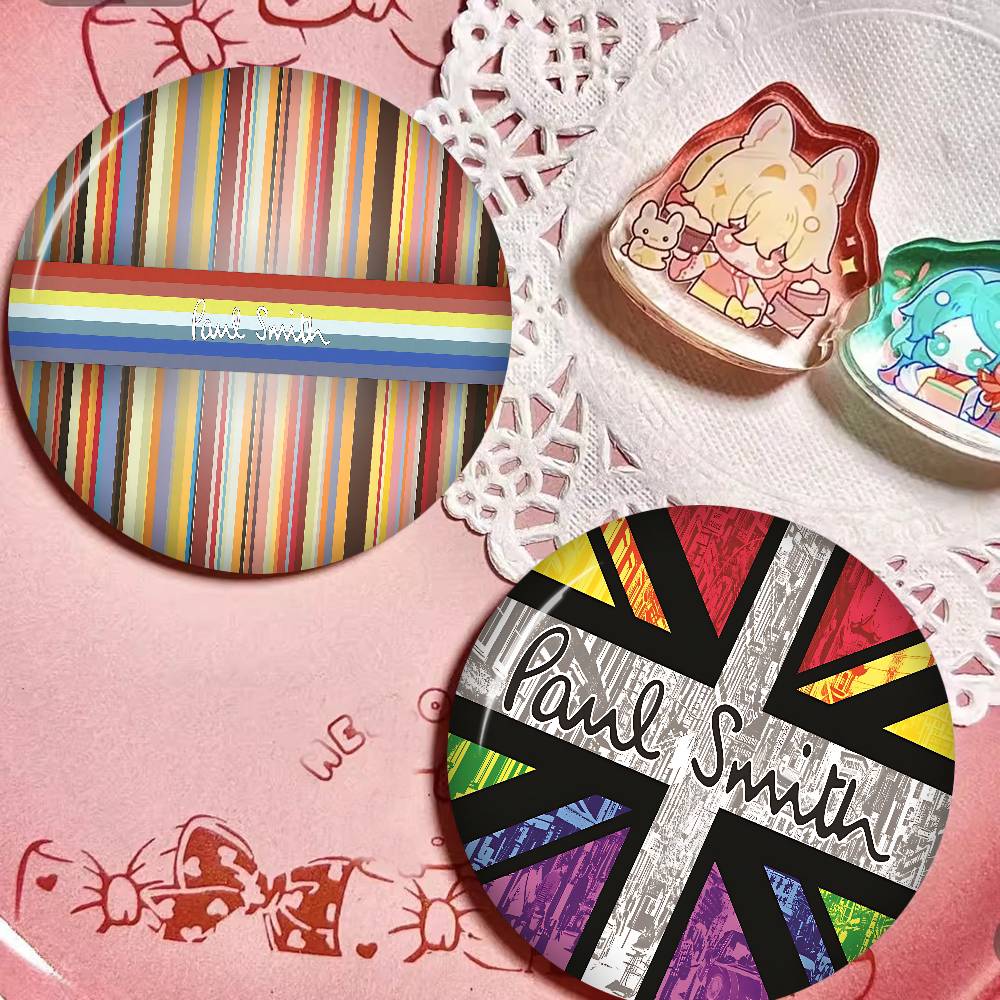 Broche de Lata Artesanal Fashi - Streetwear Brand Accessories avaliação e preço